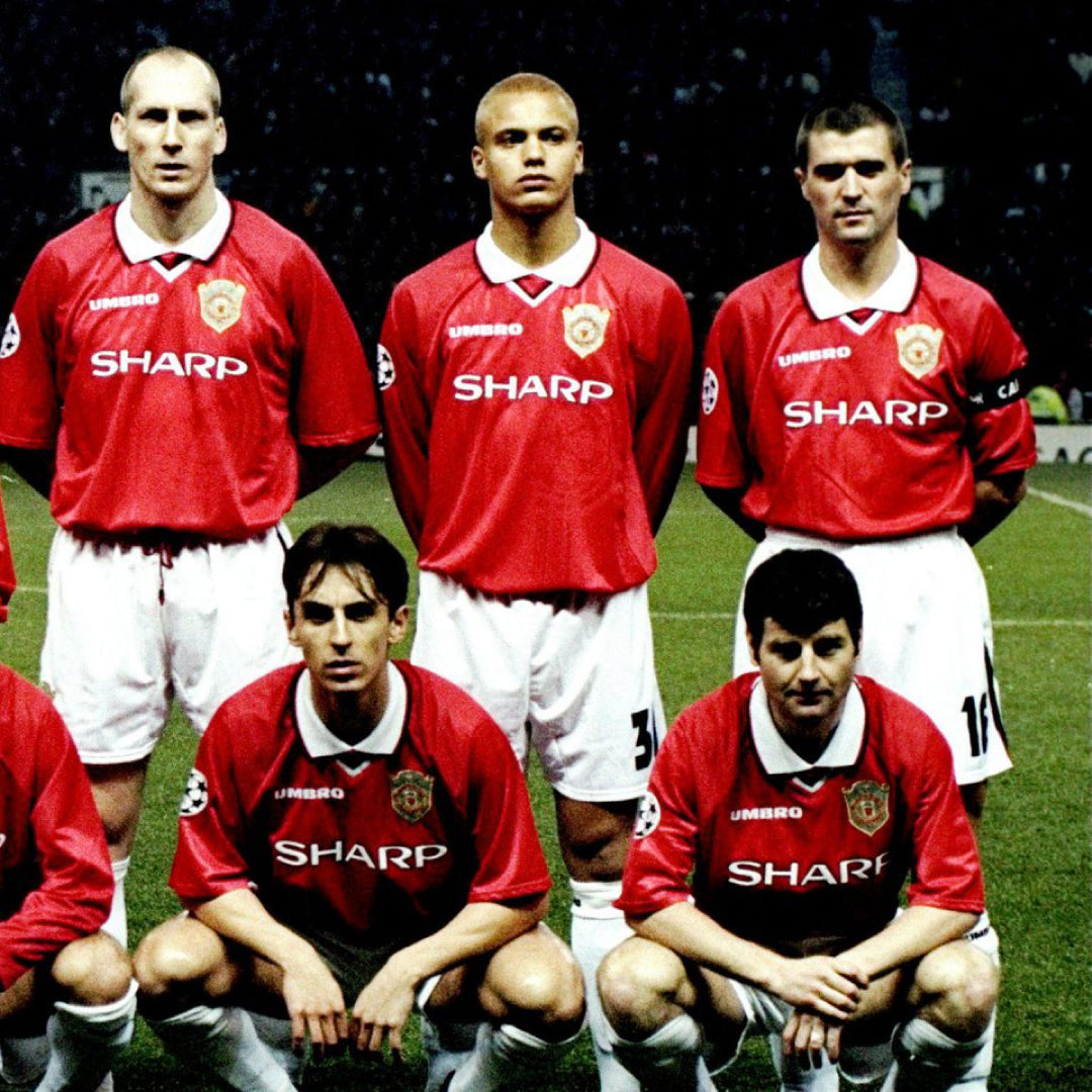 Manchester United Home 1998–1999 Manga Larga